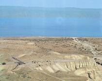 Morze Martwe - tak niezwykle słone, że utrzymuje cialo człowieka na powierzchni